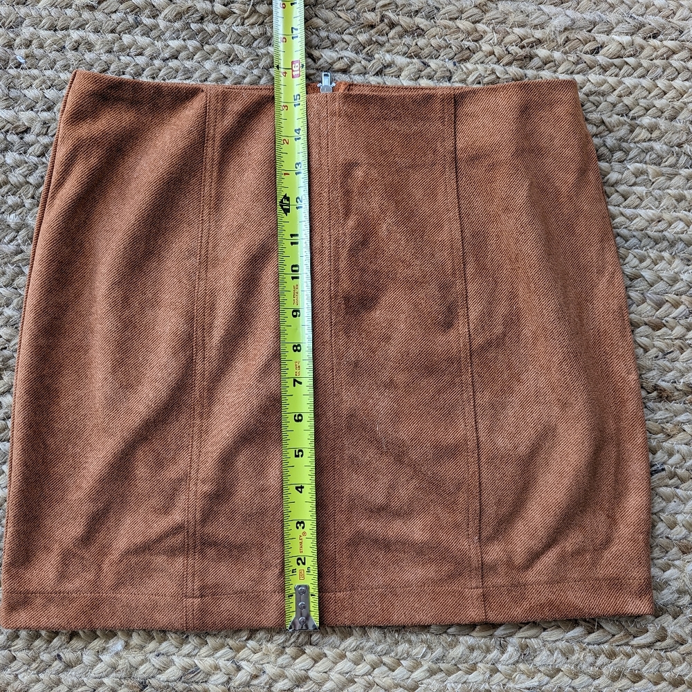 Tan - simple miniskirt